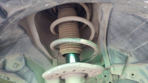 Suspensi Mobil Terasa Keras Bisa Jadi Tanda Komponen Ini Aus