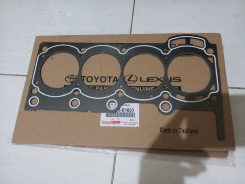 Sebelum Mudik Kenali Penyebab Ada Oli Di Tabung Reservoir Radiator Mobil Bekas