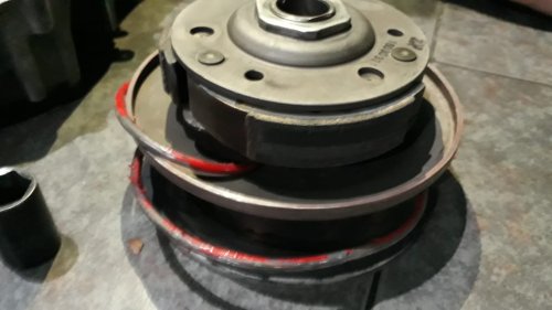 Harus Tahu, Ini Beberapa Tanda V-Belt Di Motor Matic Mau Putus