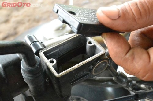 Ini Bahaya Minyak Rem Motor Bekas Masih Bending Padahal Umurnya Dah Lama