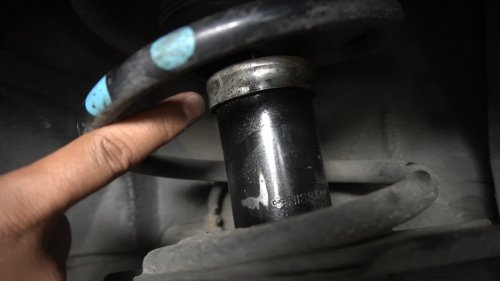 Cara Mudah Cek Sendiri Kerusakan Sokbreker Depan Mobil Bekas