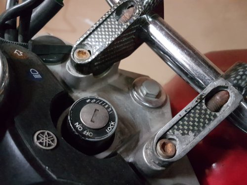 Begini Cara Gampang Membuka Baut Yang Berkarat Di Motor Bekas