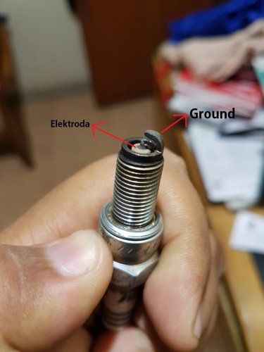 Jangan Tunggu Mogok, Ini Ciri Busi Di Motor Bekas Minta Diganti