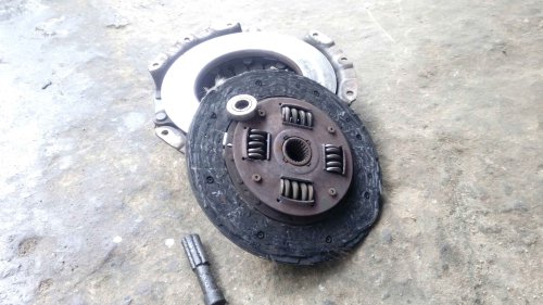 Perawatan mobil Bekas, Ini Ciri-ciri Kampas kopling Toyota Avanza Tipis