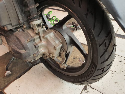 Begini Cara Cek Keausan Kampas Rem Tromol Motor Bekas Tanpa Dibongkar