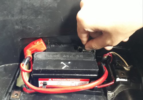 Trik Ampuh Agar Aki Motor Tidak Drop Saat Ditinggal Mudik Lebaran