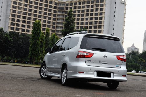 Lima Pilihan Mobil Bekas di Bawah Rp 100 Juta, Ada Innova dan Livina