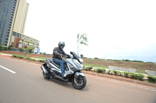 Bukan Buat Kaum Mendang Mending, Harga Windshield Honda Forza Tembus Segini