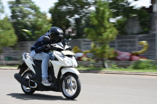 Di Sinilah Sumber Penyebab Oli Mesin Motor Matic Honda Vario 125 Jadi Putih Susu