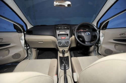 Toyota, Cek Harga Toyota Avanza 2013 Jelang Lebaran, Harganya Menggoda Banget