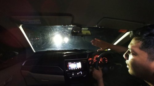Tren Lampu Dangdut dan Terang, Begini Cara Halau Silau Lampu Kendaraan Dari Lawan Arah