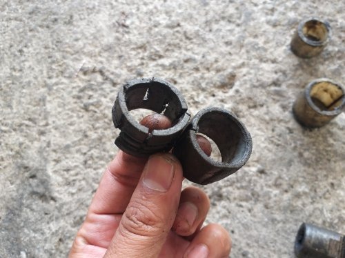 Ini Dampak Karet Boot Electric Power Steering Mobil Bekas Robek Dibiarkan