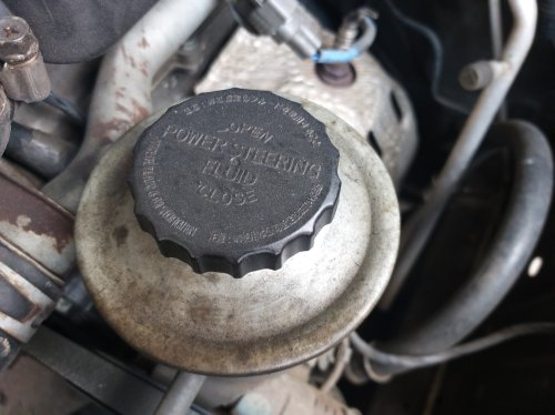 Ternyata Oli Power Steering Mobil Bekas Yang Bocor Deteksinya Gampang