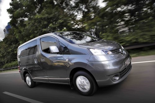Rekomendasi Mobil Bekas Pintu Geser Tahun 2012 Ke Bawah Murah Meriah