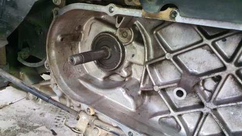 Ini Ciri-ciri Sil Pulley Depan Motor Matic Sudah Rembes Oli Mesin