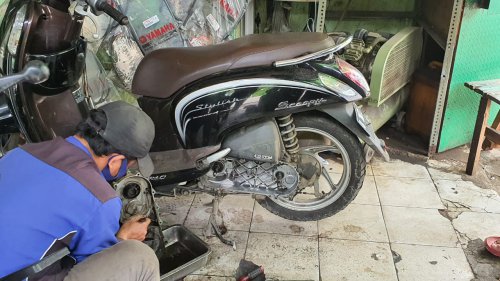 Ternyata Ini Masalahnya Saat Motor Matic Nggak Kuat Menanjak