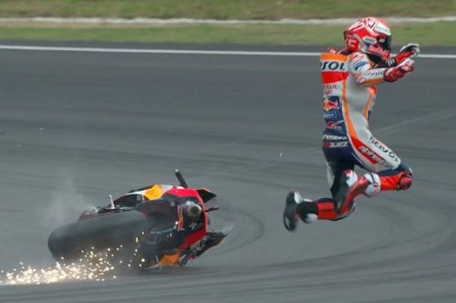 Marquez | MotoGP | Terkenal Berbakat, Marc Marquez Rela Potong Tulang Demi Juara MotoGP