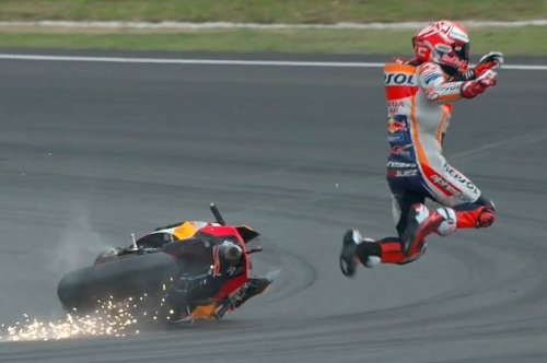 Marc Marquez, Marquez, MotoGP, Terkenal Berbakat, Marc Marquez Rela Potong Tulang Demi Juara MotoGP