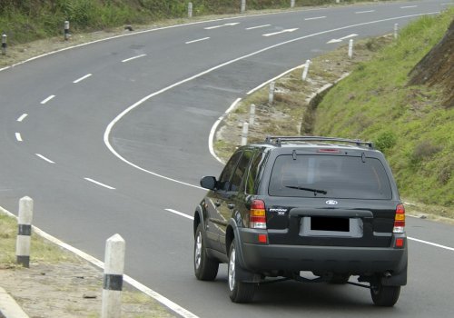 Inilah Beberapa Pilihan Mobil Bekas SUV Murah Rp 60 Juta Ke Bawah