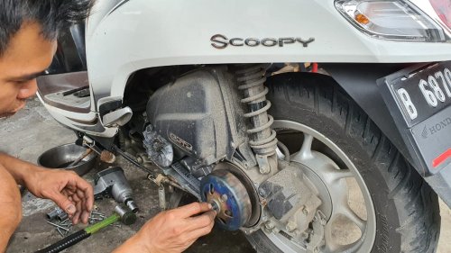 Honda, Ternyata Bikin Enteng Akselerasi Motor Matic Honda Scoopy Gampang