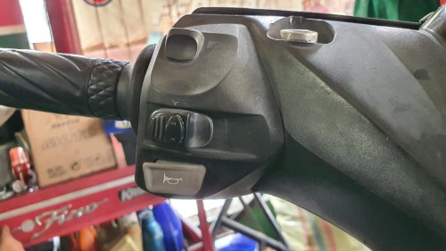 Penyebab Tombol Saklar Motor Bekas Mati Setelah Terkena Hujan