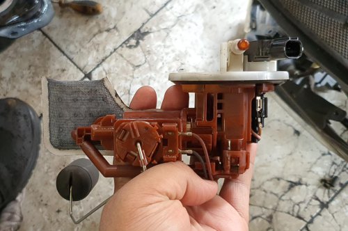 Ini Efek Samping Motor Kesayangan Kalian Jarang Isi Bensin Full Tank