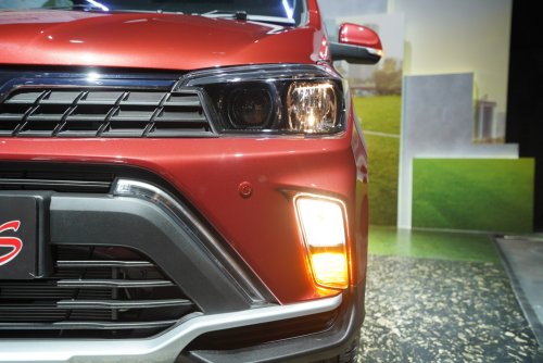 Jangan Asal Terang, Ini Dampak Mobil Bekas Pakai Watt Lampu Terlalu Besar