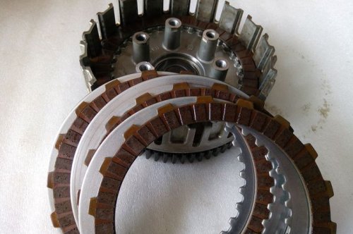 Jangan Asal Pasang Plat Kopling Motor Bekas, Ini Efek Sampingnya