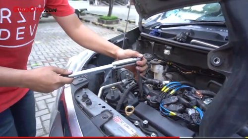 Bikin Boros BBM, Ini Kebiasaan Pemilik Mobil Saat Berkendara Harian