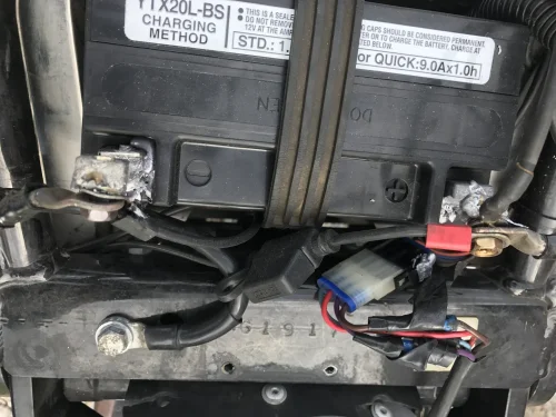 Ini Efek Samping kondisi Terminal Aki di Motor Bekas Jarang Dicek