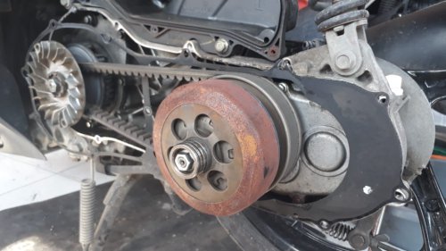 Selain Gredek, Ini Dua Penyebab Utama CVT Motor Matic Bisa Slip