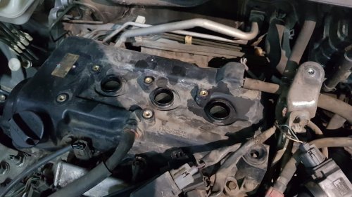 Buka Busi Mobil Pakai Ukuran Kunci yang Enggak Sesuai, Ini Dampaknya