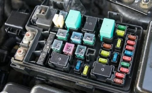 Pemilik Mobil Wajib Tahu Bentuknya Kecil Salah Ukuran Bisa Kebakaran