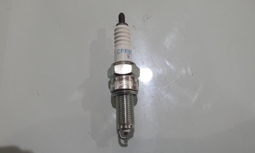 Harus Tahu, Ini Perbedaan Busi Motor Tipe Dingin atau Busi Panas