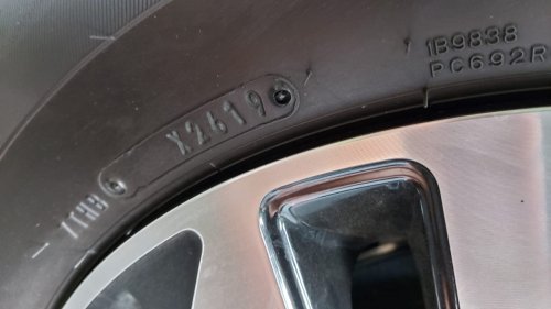 Jangan BIarkan Ban Mobil Kempis Terlalu Lama, Begini Dampaknya