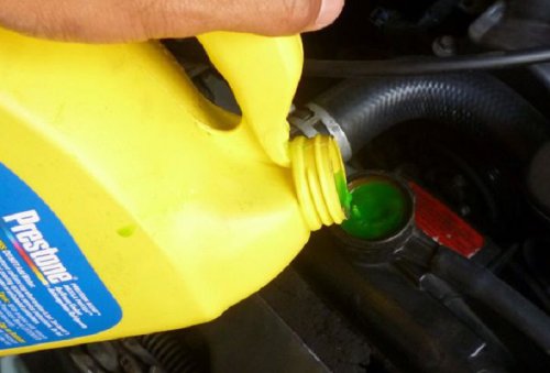 Air Radiator Mobil Sering Kurang, Ini Salah Satu Penyebabnya