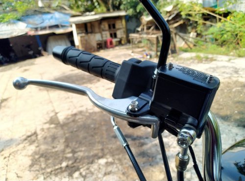 Rem Depan Motor Terasa Dalam Saat Ditekan? Ini Biang Keladinya
