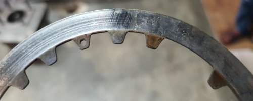 Empat Efek Samping Kampas Kopling Motor Bekas Gosong Dipakai Terus