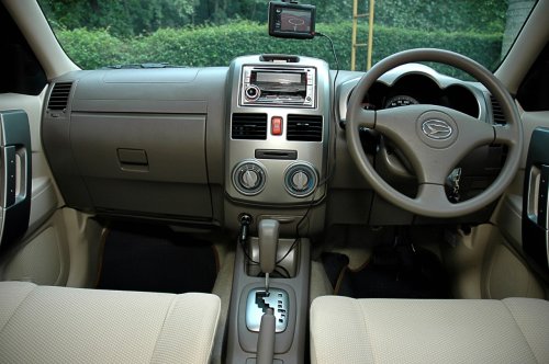 Daihatsu, Daihatsu Terios, Mobil Bekas Daihatsu Terios Konde 2010, Harganya Makin Miring