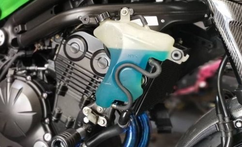 Jangan Tunggu Overheat, Air Radiator Motor Bekas Wajib Dikuras Tiap Kilometer Segini
