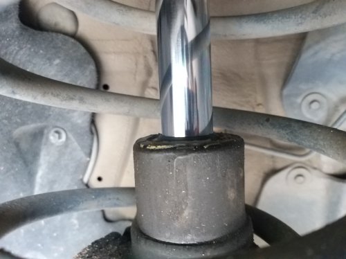 Dua Penyebab Sil Sokbreker Motor Bekas yang Baru Diganti Bocor Lagi