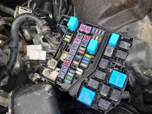 Sekring Putus, Bahaya Ganti Kapasitas Ampere yang Tidak Sesuai
