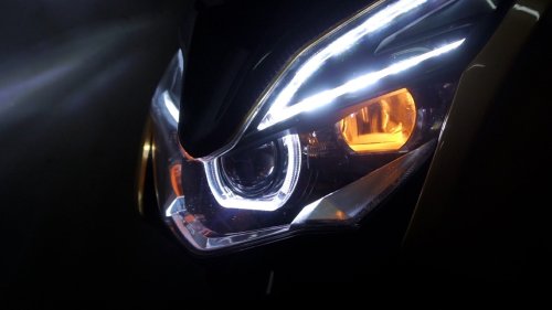 Hati-hati, Kesalahan Sepele Ini Bisa Bikin Mika Lampu Motor Meleleh