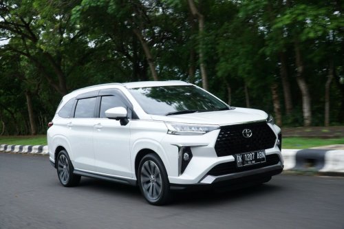 Toyota, Alasan Kuat Toyota Veloz Raih The Best Small MPV GridOto Award 2025