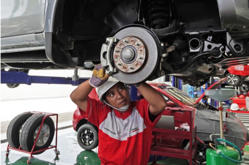 Mitsubishi, Mitsubishi Peduli Banjir Bali, Harga Servis, Oli Sampai Onderdil di Pulau Dewata Diskon Rp 5 Juta