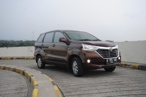 Toyota, Daftar Harga Mobil Bekas Toyota Avanza 2015-2016 Jelang Lebaran