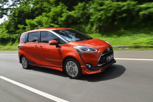 Tiga Pilihan Mobil Bekas MPV Sliding Door Harga Rp 80 Jutaan