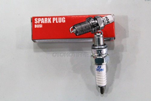 Ini Sebabnya Busi Racing Nggak Cocok Dipasang Di Mesin Standar Motor Bekas