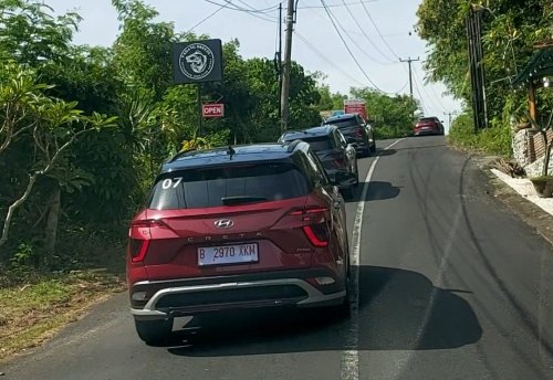 Sering Bejek Gas Mobil Mendadak Bikin Transmisi Matik Cepat Rusak?