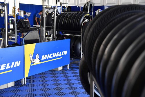 Sujud Syukur, Ini Tanggapan dan Langkah Resmi Michelin Terkait PHK Ratusan Karyawan